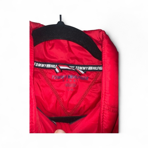 Tommy Hilfiger Puffer Red Quilted Vest - Picture 3 of 9